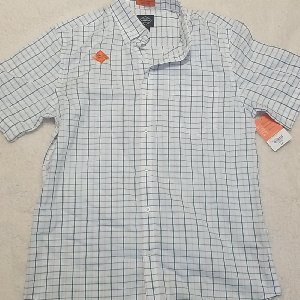 Short sleeve button up shirt